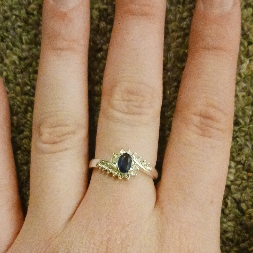 Elegant Silver and Blue Gemstone Ring